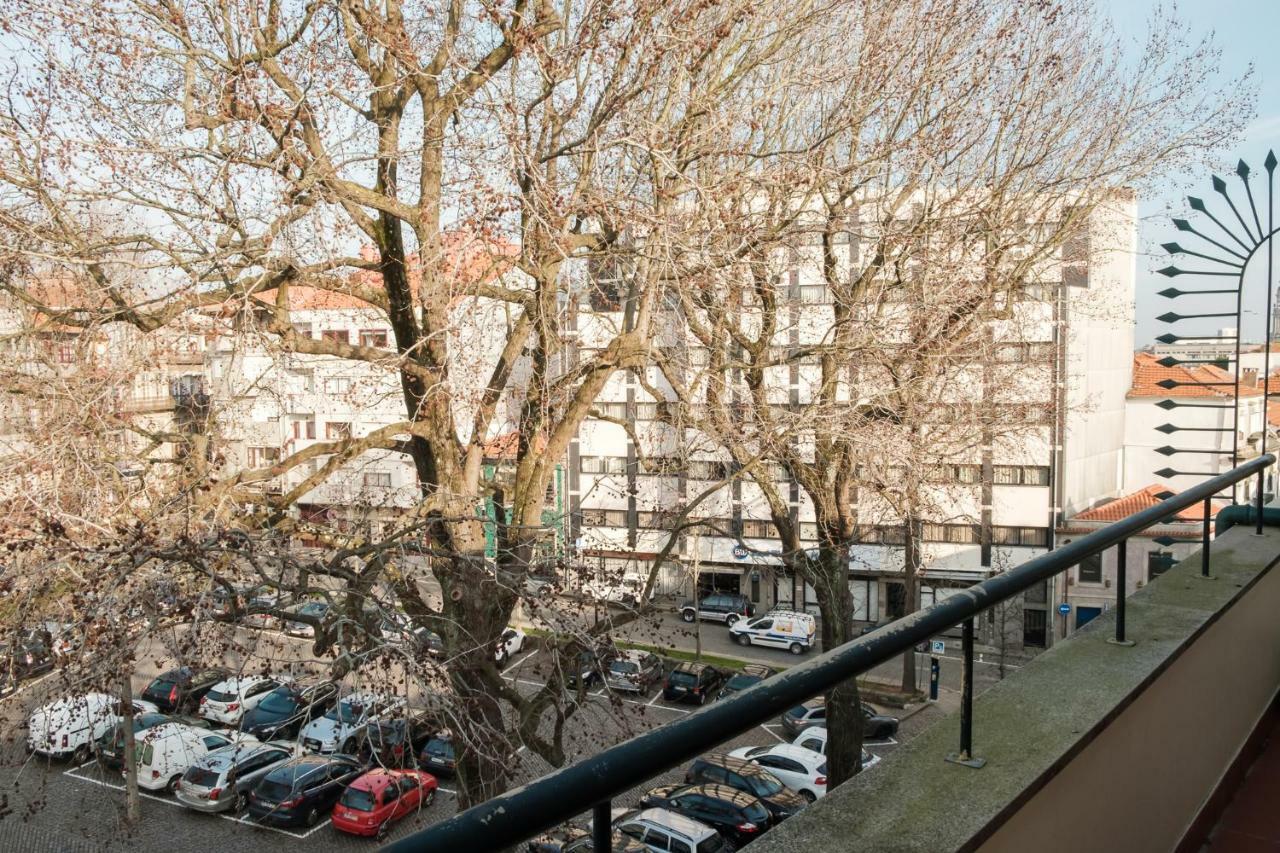 Apartment With Balcony In The Square OOporto Extérieur photo