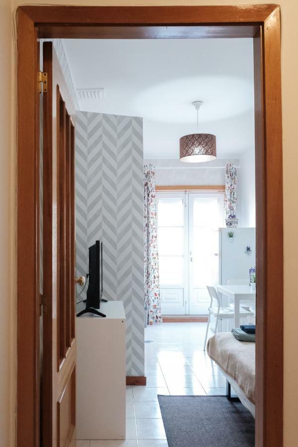 Apartment With Balcony In The Square OOporto Extérieur photo